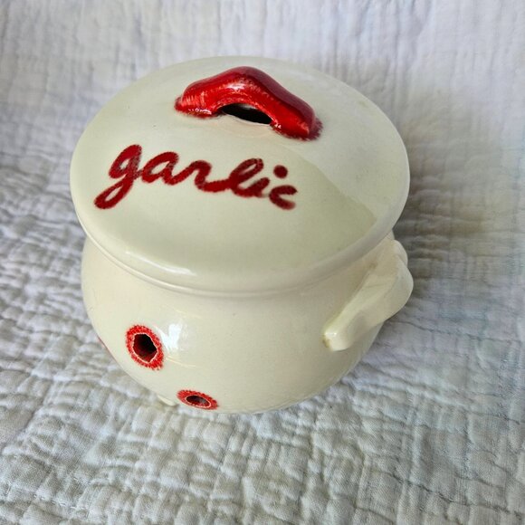 Vintage Handmade Red White Cottage Farmhouse Ceramic Garlic Keeper Jar - Picture 2 of 9